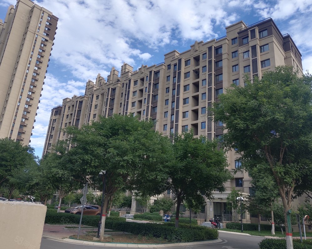 大运河孔雀城英国宫四期