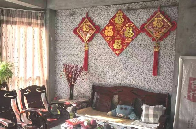 西码头国际海鲜城小区3室1厅85㎡27万二手房图片