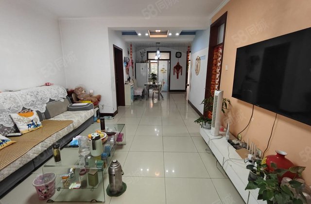 地暖房一楼边户，水晶城，精装三室，随时看房