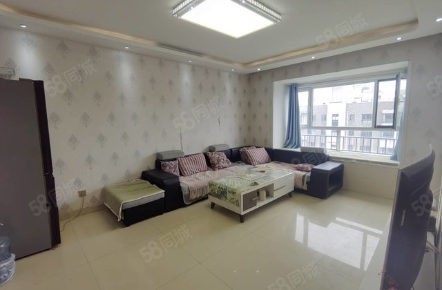 阿尔卡迪亚四期  精装三室  免大税  可按揭