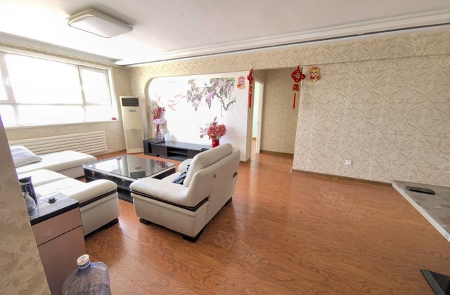 万达华府3室2厅126㎡80万二手房图片