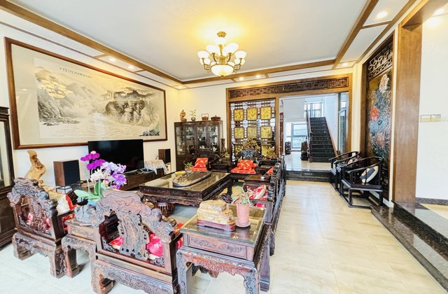 清华坊7室2厅351㎡2100万二手房图片