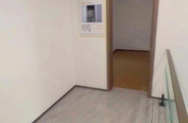 品秀星瀚5室2厅98.02㎡265万二手房图片