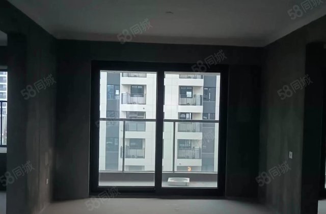 宝龙雅戈尔江汇城(1-21幢)4室2厅117.95㎡245万二手房图片