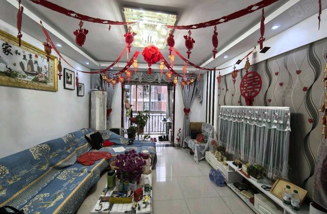 盛世华庭二期2室2厅90㎡13万二手房图片