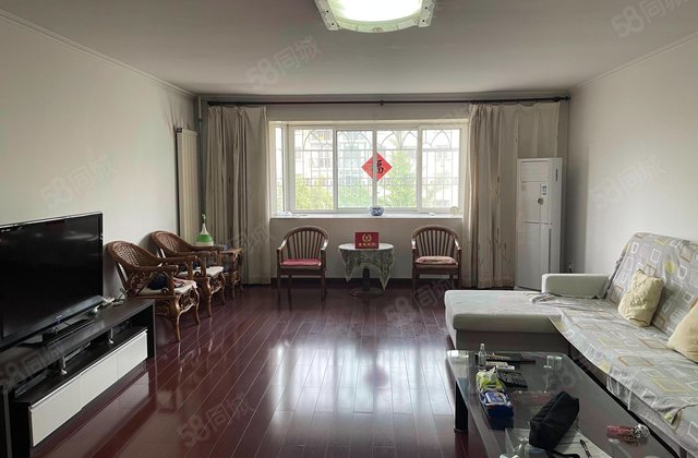 京溪小區(qū)3室2廳2衛(wèi)136.88㎡南北88萬