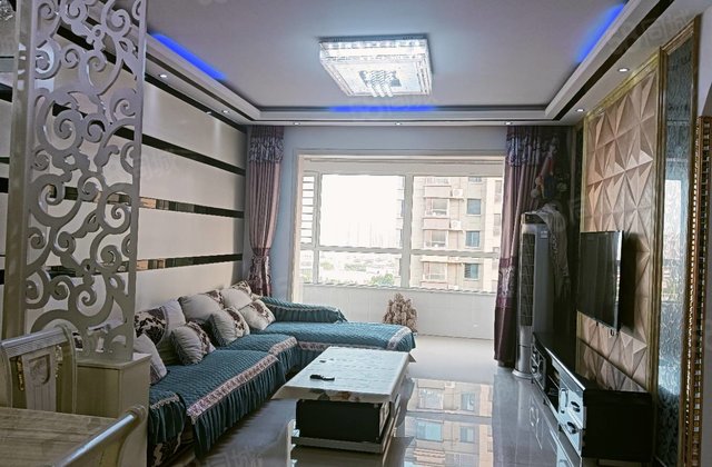 东昌丽都  四室精装  带车位储藏室 免大税 东昌中学旁中层