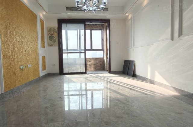 中环国际首府3室2厅120.58㎡59.9万二手房图片