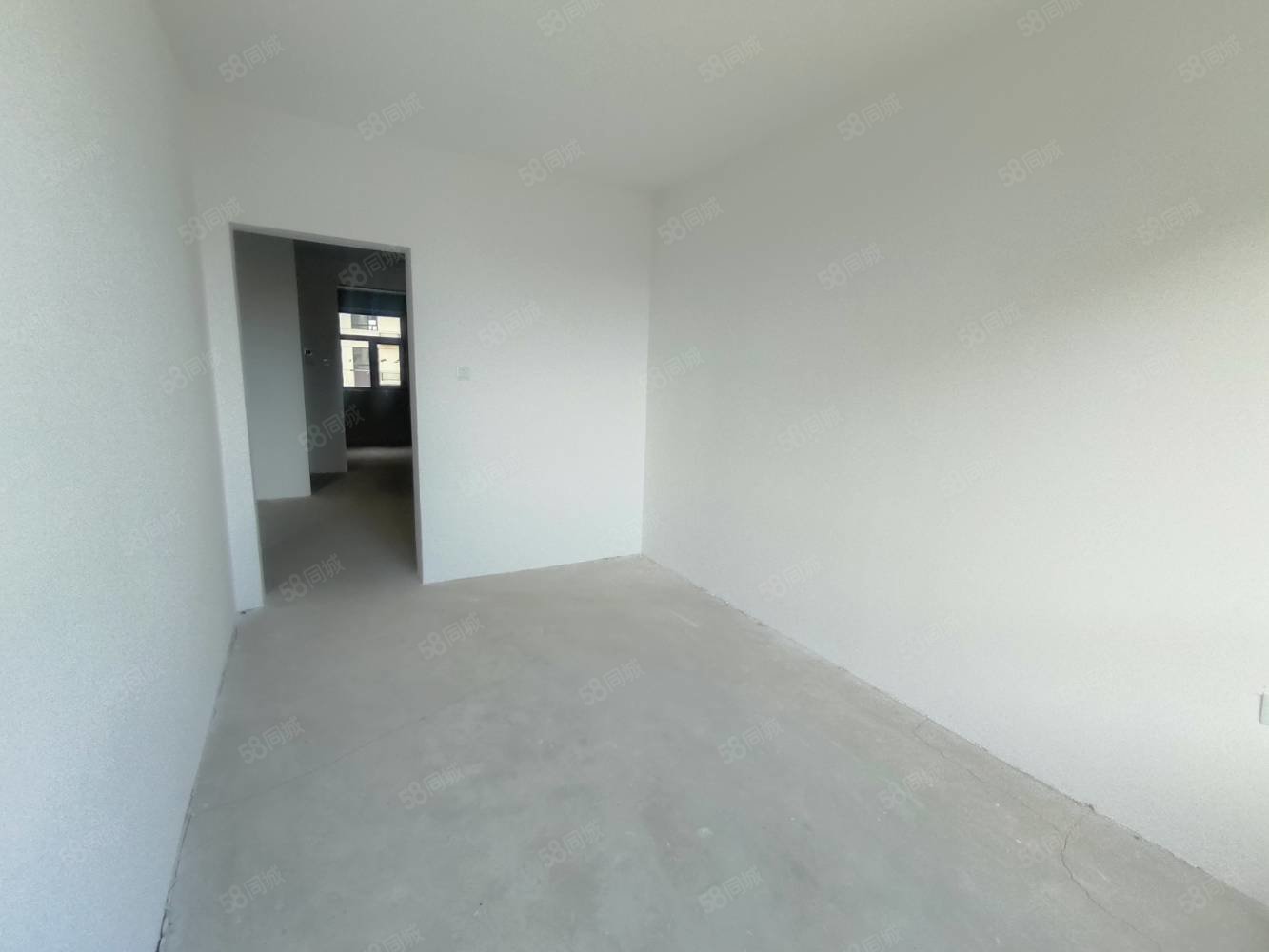 月星环球城2室1厅1卫80㎡南北28.8万