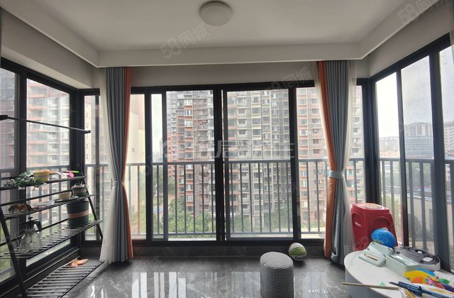 华润中央公园4室2厅128㎡128万二手房图片