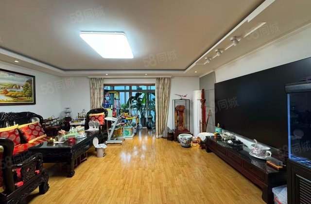 新康园(北区)3室2厅142.14㎡580万二手房图片
