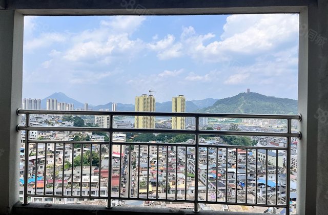 琅东花园3室2厅120.51㎡35.9万二手房图片