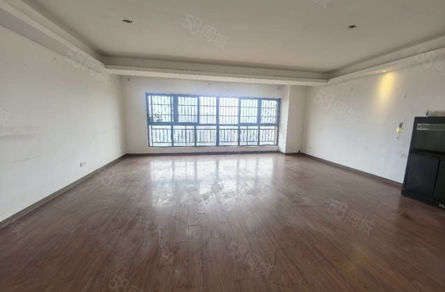 岳麓欧城3室2厅119㎡47.8万二手房图片