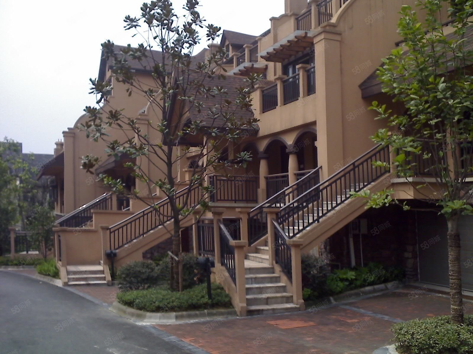 重庆房产信息 重庆二手房 渝北二手房 农业园区二手房 绿地翠谷(别墅)