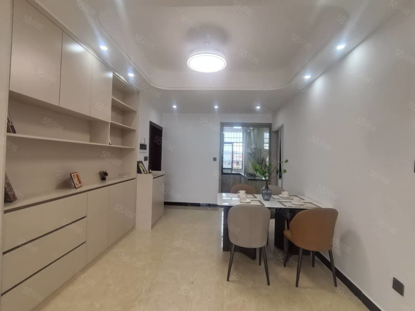 宜人小居3室2厅1卫90㎡南北39.8万