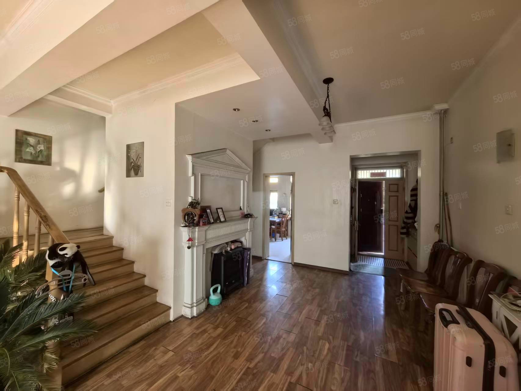 大雄城市花園(別墅)5室2廳3衛(wèi)206㎡南北1099萬