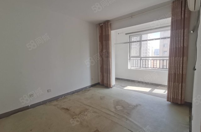 亿丰旁 水晶丽城 商品房  电梯好楼层 免大税  带车位 储