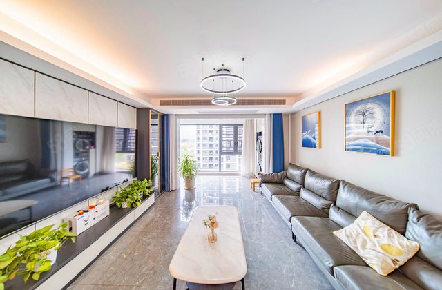 中海阅麓山4室2厅142.47㎡185万二手房图片