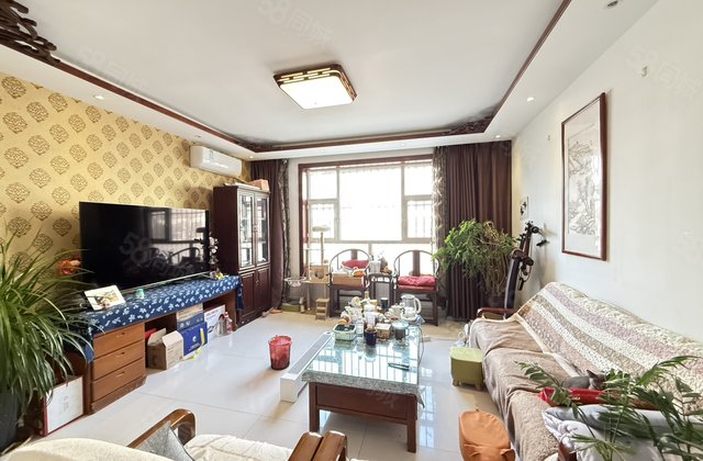 凤凰新城别墅区大三室 两卫 多层二楼 精装修 免大税