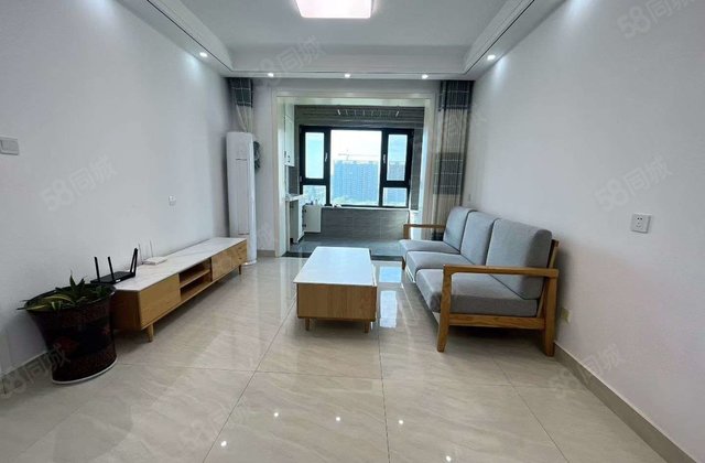 外国语东昌东，当代西临小三居精装修带车位储藏室，仅售90来万