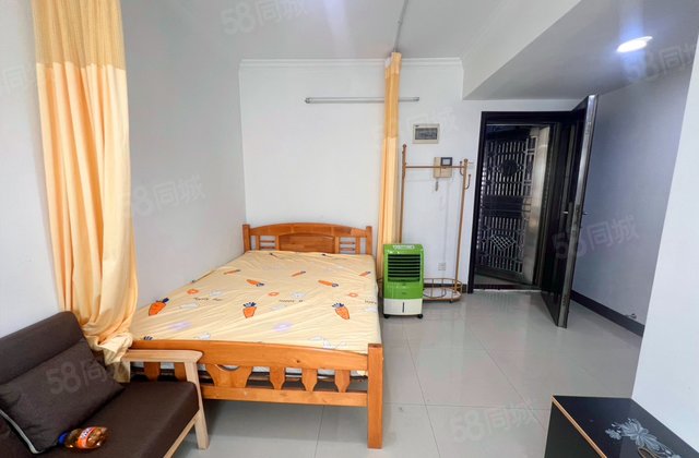 第一金碧花园1室1厅28㎡75万二手房图片