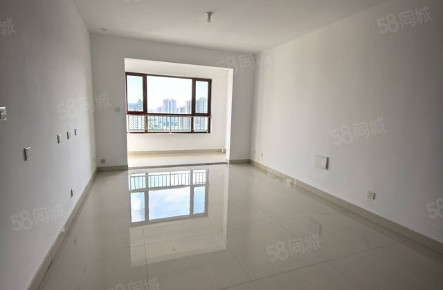 时代中通豪园送车储免大税，新房未住，全明方正户型