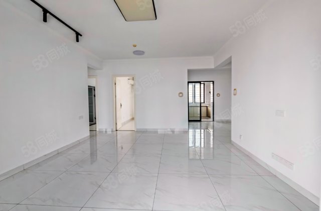 海投第一湾(一期公寓住宅)4室2厅128.83㎡230万二手房图片