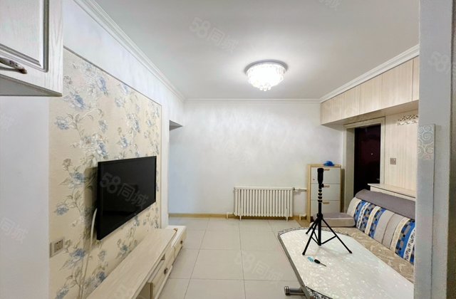 38A街区2室1厅63.7㎡27万二手房图片