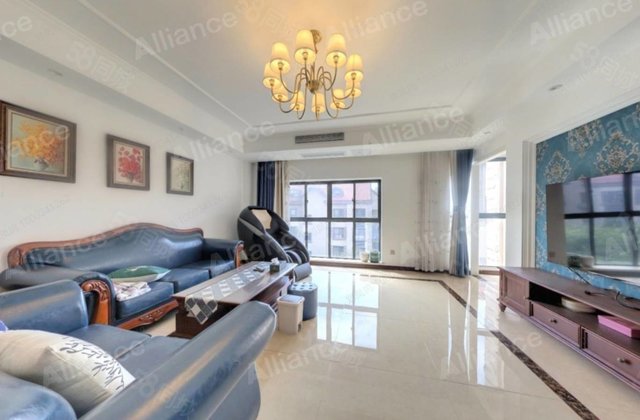 中铁龙盘湖世纪山水(公寓住宅)3室2厅127㎡70万二手房图片