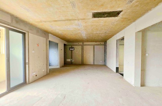 阳光城尚东湾蓝莓苑4室2厅135.03㎡99.8万二手房图片