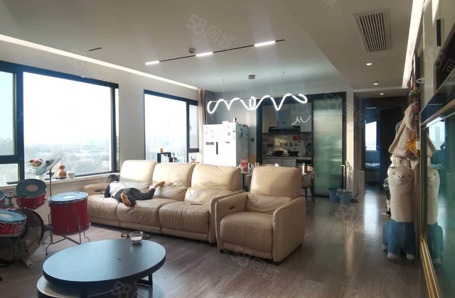 绿城百合新城 商圈成熟 精装好房 医疗配套成熟 双卫生间