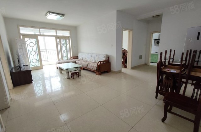 湖边，城市主人观澜一品，文轩集团畅博三叶草户型电梯洋房