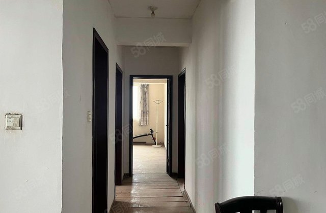 南湖俊景3室2厅130㎡90万二手房图片