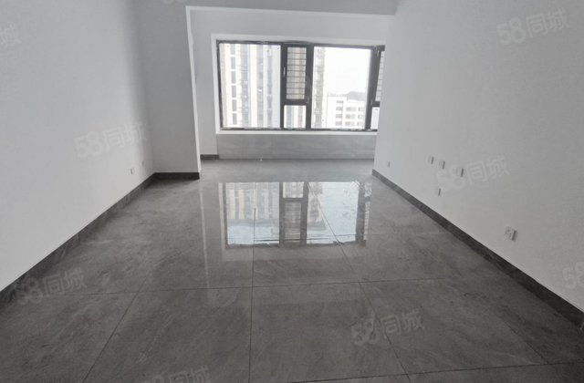 区政府观景房，小高层，三叶草送车储，城市芳华玖玺清风和庐附近