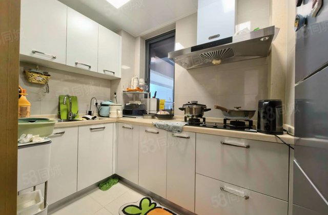 融创金成芸麓大观3室1厅89㎡118万二手房图片