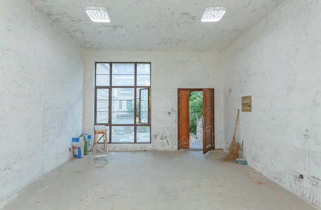 玫瑰绅城花园(别墅)4室2厅306.97㎡400万二手房图片