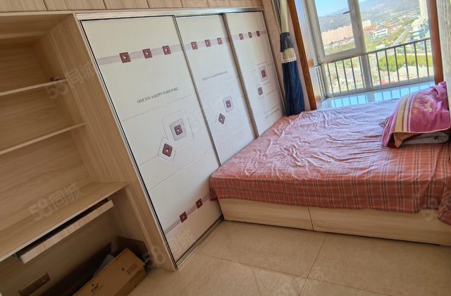 苹果社区2室2厅128.12㎡85万二手房图片