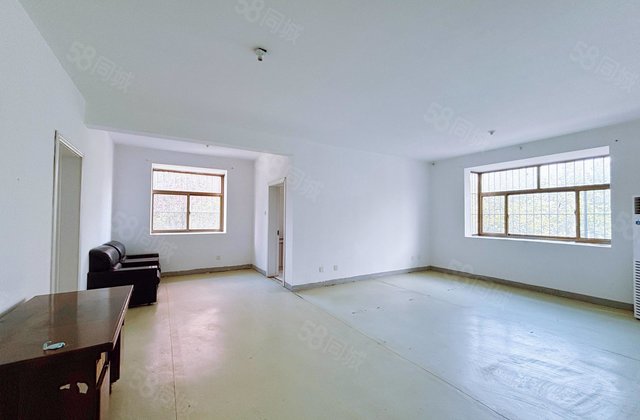 市医院附近三室朝阳双阳台带车位储藏室新水明珠聊医花园