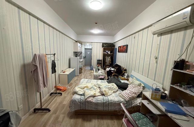 泰华领域1室1厅47㎡17万二手房图片