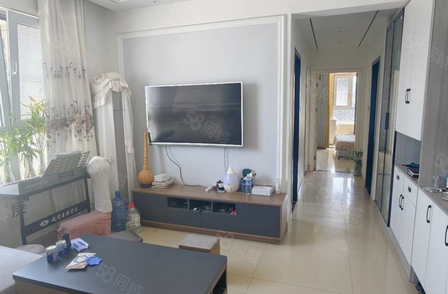 豆营颐景园  东边户 三室精装修  带家具家电 可贷款