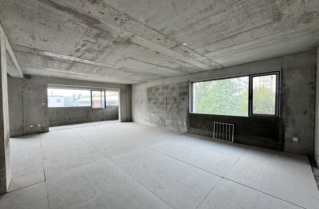 湖边大平层 高端小区身份象征 孟达龙御 城市主人 纯新房