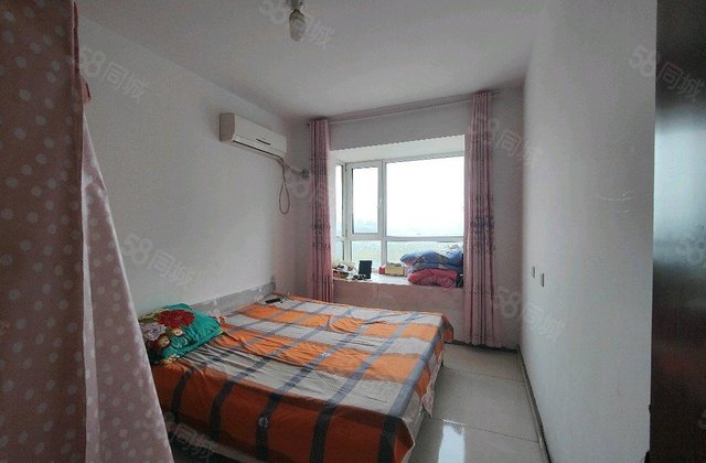 有电梯 次新房 商品房 正南朝向 中间楼层采光好