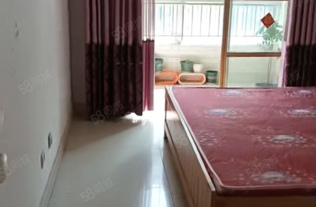 裕昌水岸新城  必看好房送家具，价格可议，房东直卖，可优惠。
