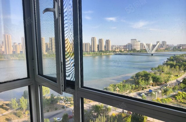 莲湖新城旁 观景房 人车分流小区环境好 带车位储藏室