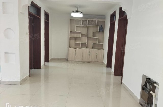 嘉明，精装修，三室朝阳，双阳台，房东急售