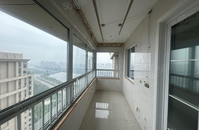 碧桂园国岳府 徒骇河观景房 送车位 精装修清水湾