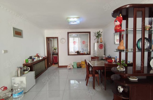 急售，外国语，老文轩，三叶草户型，停车方便，南北通透看房方便