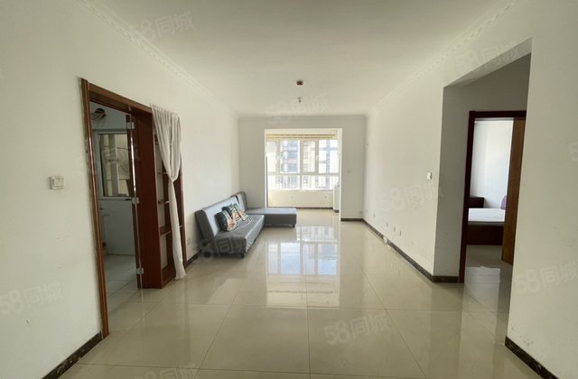 大学城 送车位储藏室看房有钥匙