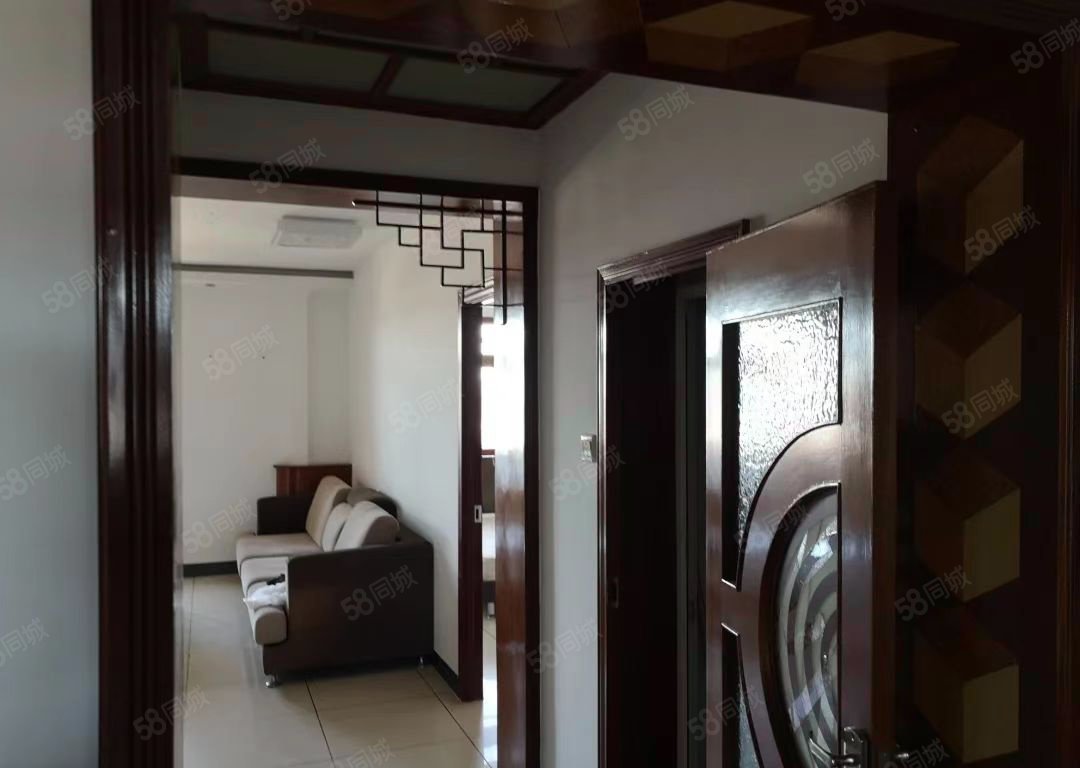 平翔東園2室1廳1衛(wèi)97.15㎡南北125萬