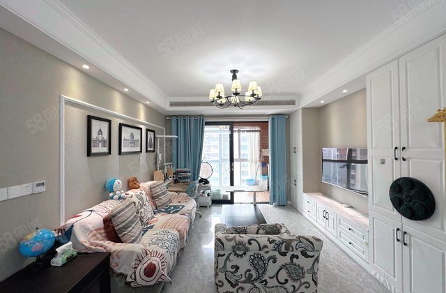 星河国际(六区)3室2厅120.84㎡172万二手房图片